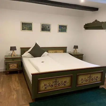 Zum Braunen Hirschen Guest house
