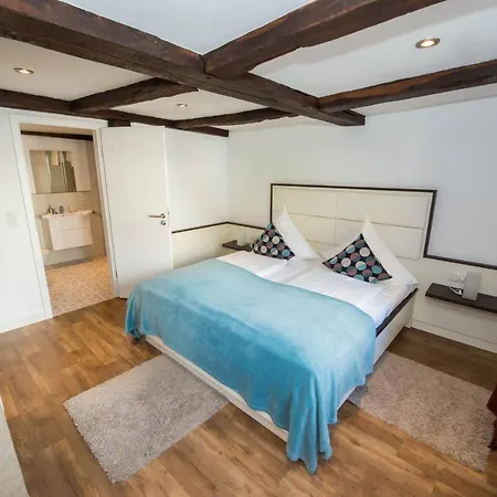 בית הארחה Zum Braunen Hirschen 3*