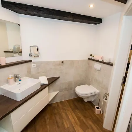 Zum Braunen Hirschen 3*