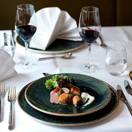 Zum Braunen Hirschen באד דריבורג