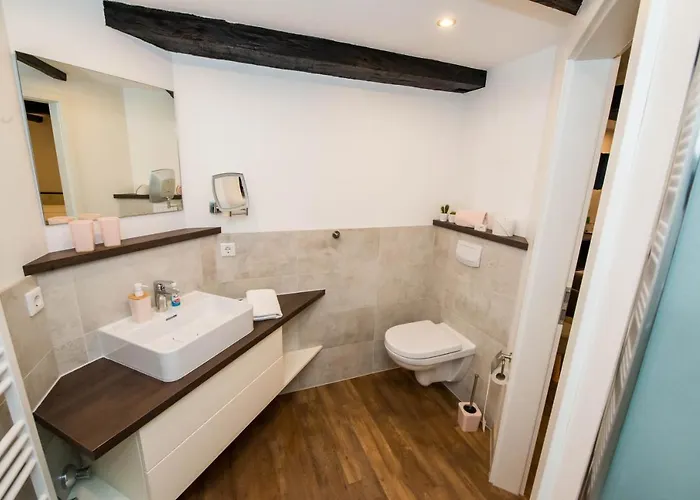 Zum Braunen Hirschen 3*